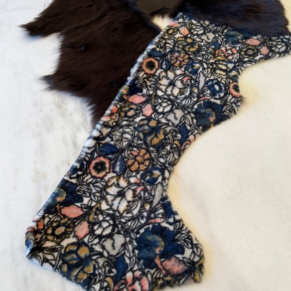 NWT Karl Donoghue shearling and velvet scarf - Picture 7 of 10
